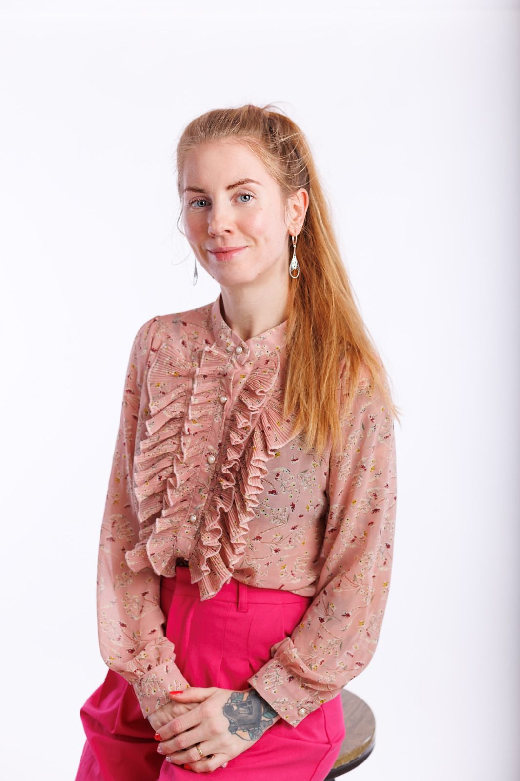 Katarzyna Smoczyńska to doświadczona przedsiębiorczyni, liderka społeczna oraz interdyscyplinarna specjalistka łącząca świat biznesu